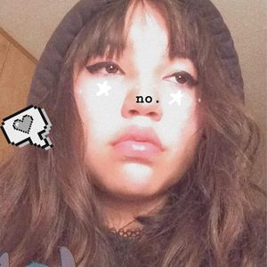 Meet your Posher, Malia